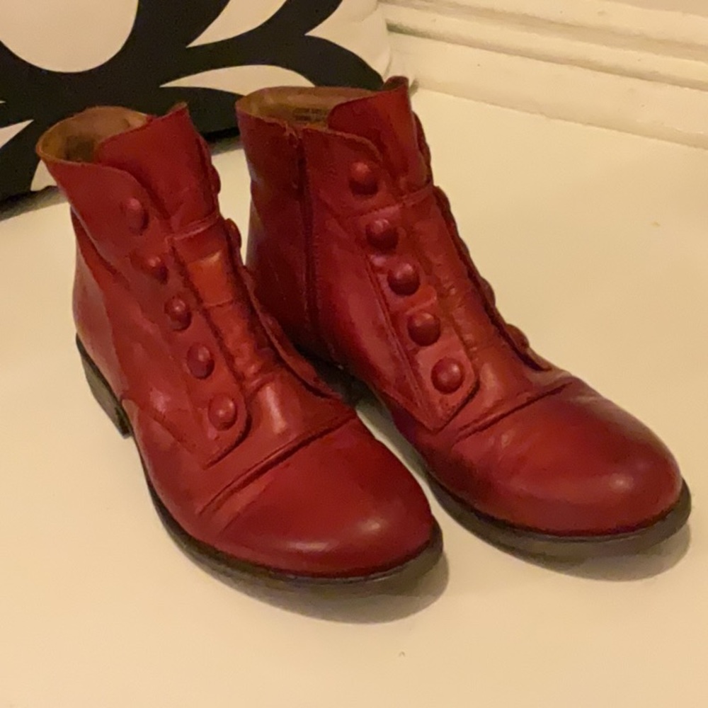 Miz Mooz Gorgeous Red Boot! Vintage Vibe